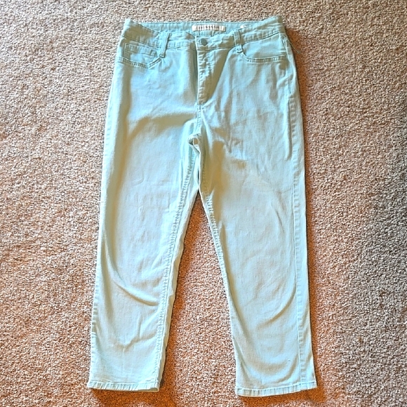 Jones New York Pants - Jones New York Women's Teal Chelsea Cuffed Capris Size 12